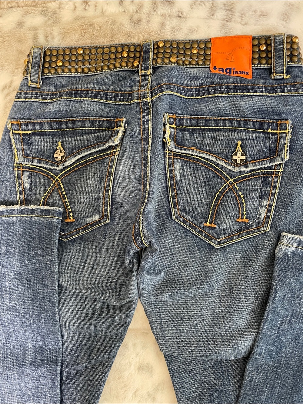 Women’s TAG Distressed studded Blue Denim Jeans 28